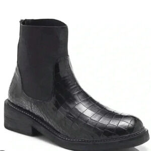 Free People Arlo Sante Fe Chelsea Boots